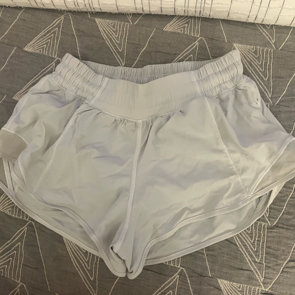 Lulu Lemon Size 4 Hotty Hot - like new